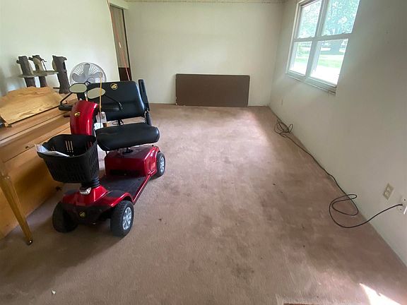 3rd image of 1811 Berkley Ave