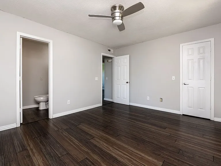 428 Southland St — Photo 8