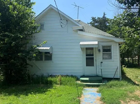 15035 50th Rd, Parsons, KS 67357