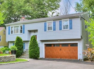 15 Knollwood Rd, Norwalk, CT 06854