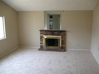 2nd image of 1482 Dawley St