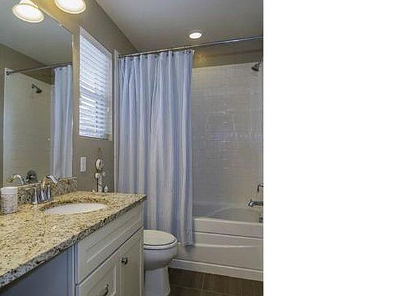 4th image of 10831 E 28th Pl