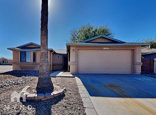 10270 E Woodhaven Ln, Tucson, AZ 85748