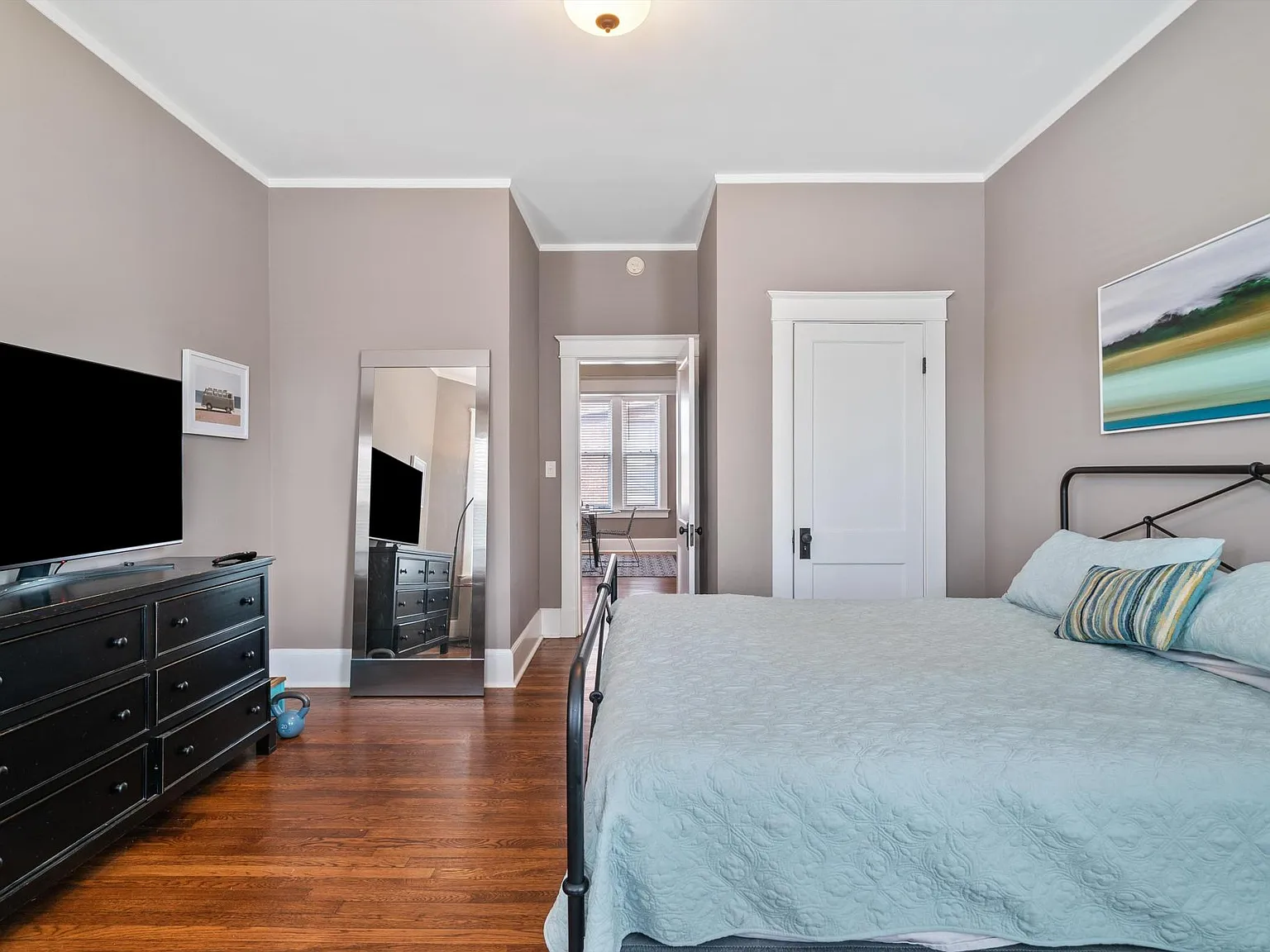 2 bed, 1702 sqft, $1,750 — Photo 4