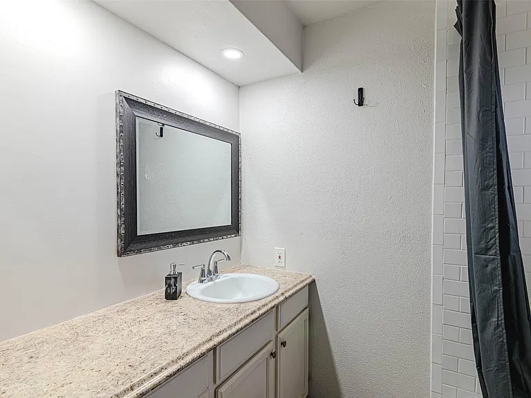 4606 Fitzwater Dr — Photo 30