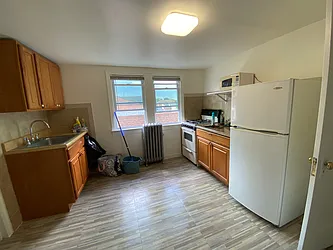 Rented by Sterea Agency