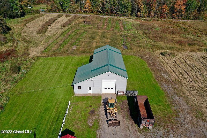 4th image of 486 Eaker Road