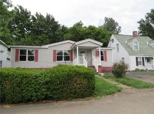 220 Madison Ave, Hopwood, PA
