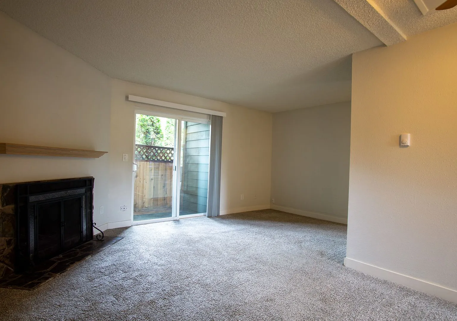 September Specials: Beaverton 2bdr: Wood-Burning Fireplace, W/D, & Parking! — Photo 3