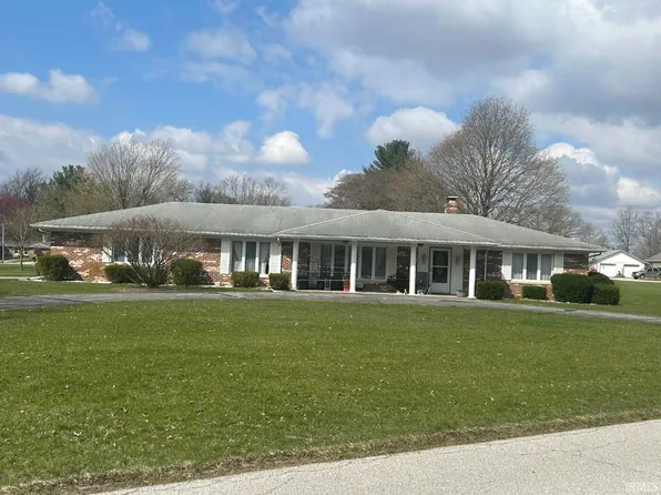 1102 Walkerton Trl, Walkerton, IN 46574