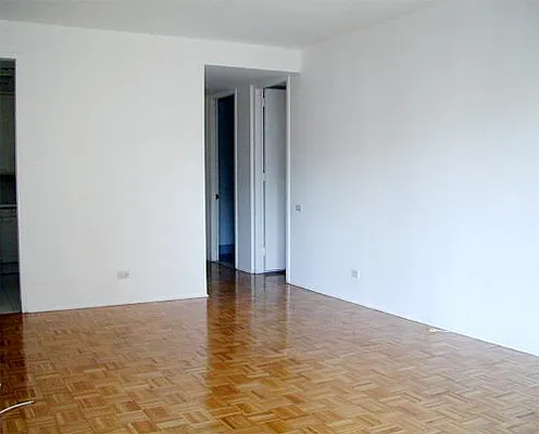 Rented by Andrea Bohackova, LREB | media 23
