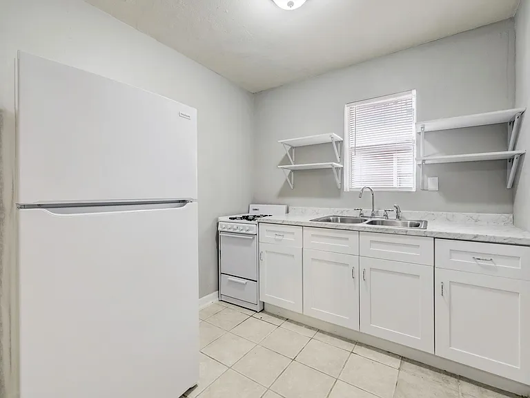 2202 Park Street — Photo 11