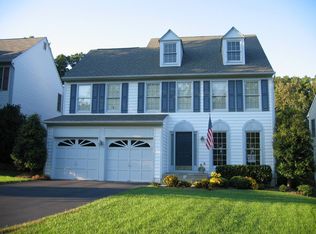 9110 Silver Pointe Way, Fairfax Station, VA 22039