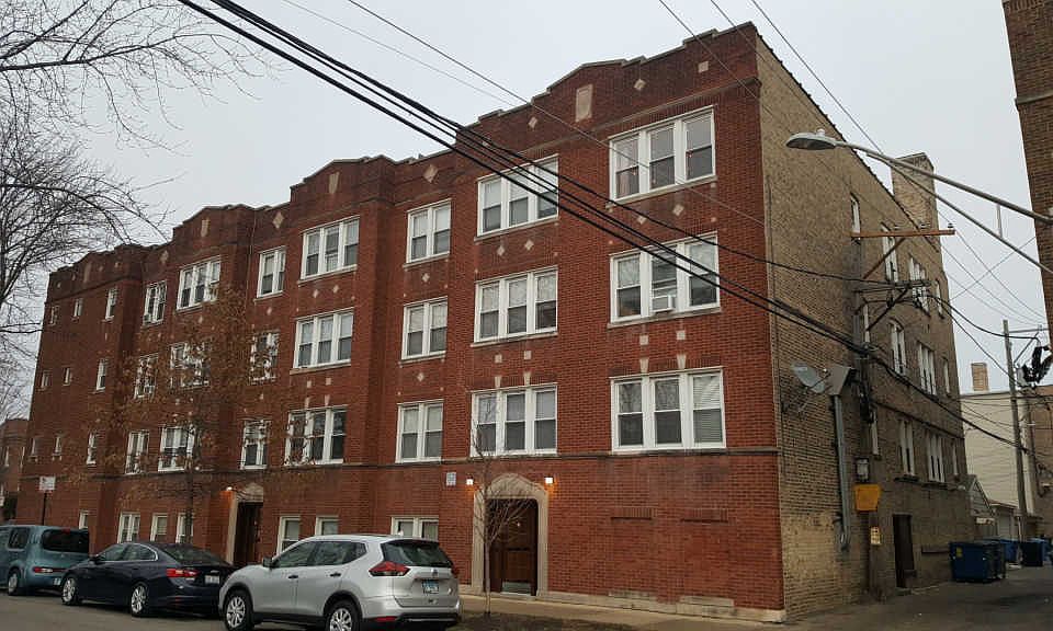 1st image of 3353 N Lamon Ave Unit 3