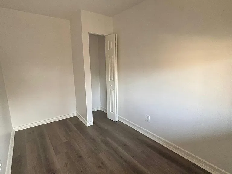 12738 Oak St #6 — Photo 5