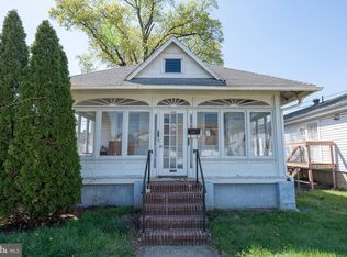 325 Linden Ave, Woodlynne, NJ 08107