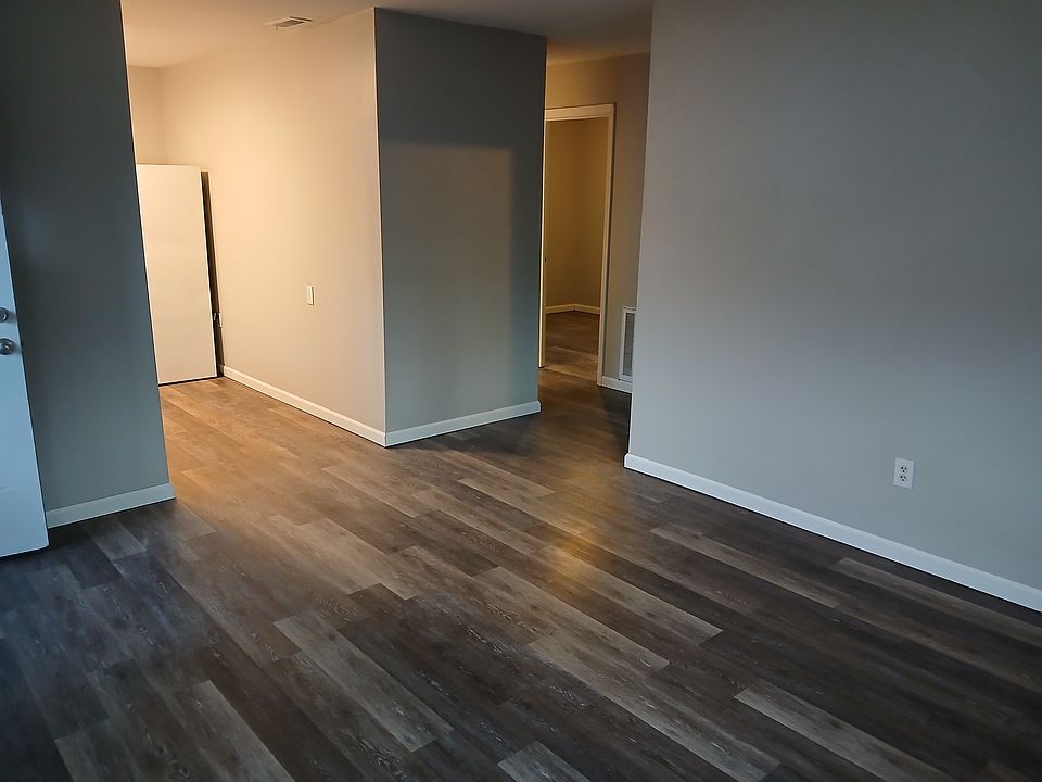 1st image of 311 Hege Ave APT 1