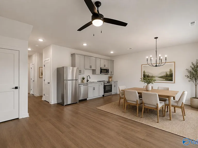 2512 Freeman Rd — Photo 14