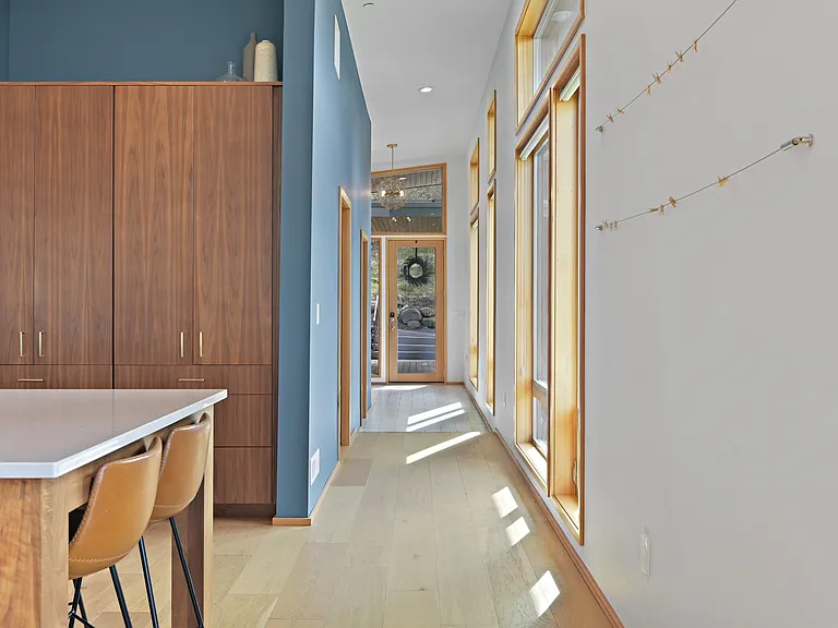 2336 W 1st Ave — Photo 59