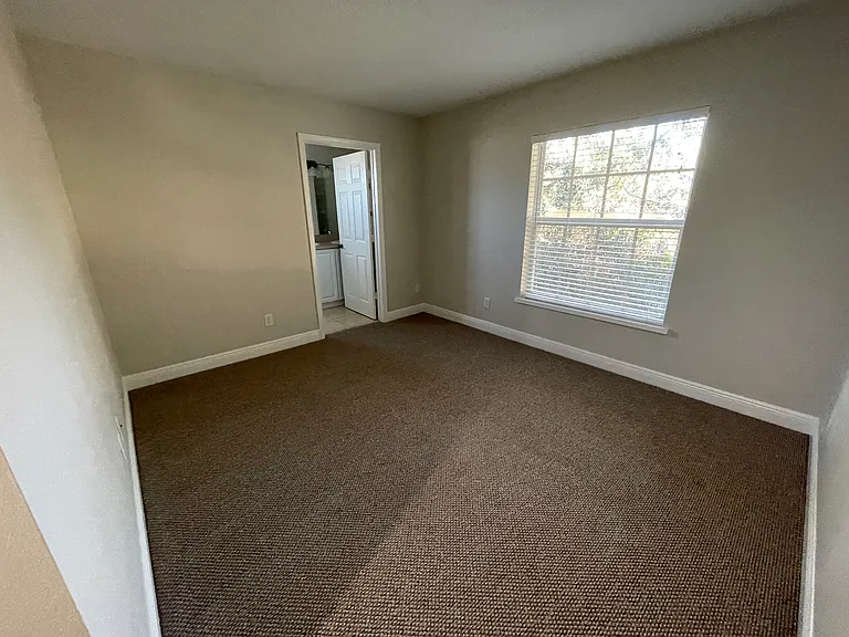 4655 Georgia Pines Dr — Photo 7