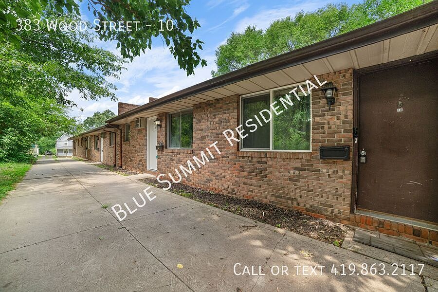 1st image of 383 Wood St #10