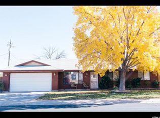 1534 Ridgeview Dr, Santa Clara, UT 84765