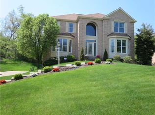 369 Cobblestone Cir, Mc Kees Rocks, PA 15136