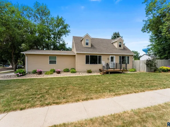 4516 E Belmont St, Sioux Falls, SD 57103