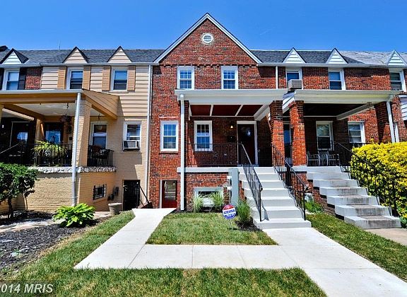 5th image of 320 16th St NE #B