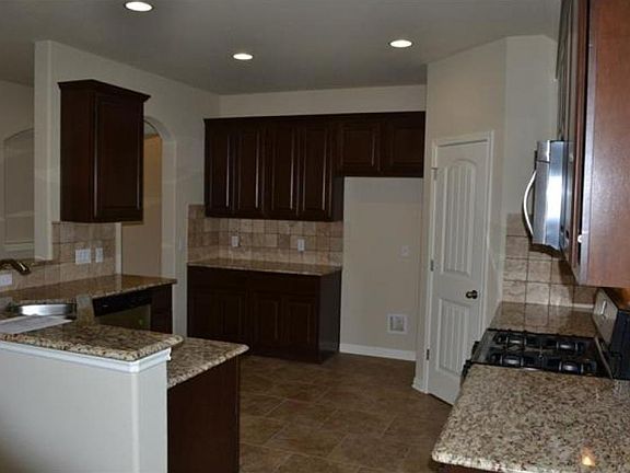3rd image of 8206 Arezzo Dr