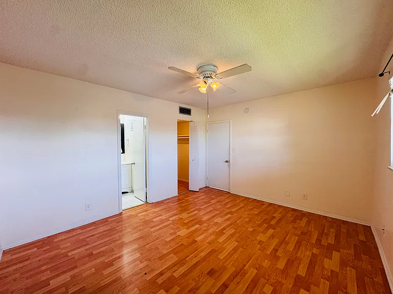 8025 Colony Cir S #203 — Photo 11