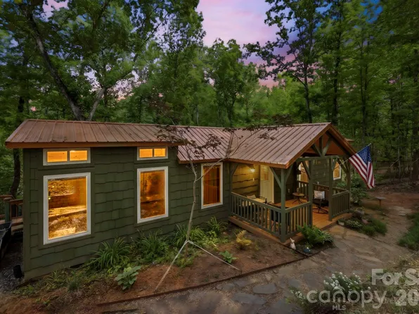 81 Delind Dr, Mill Spring, NC 28756