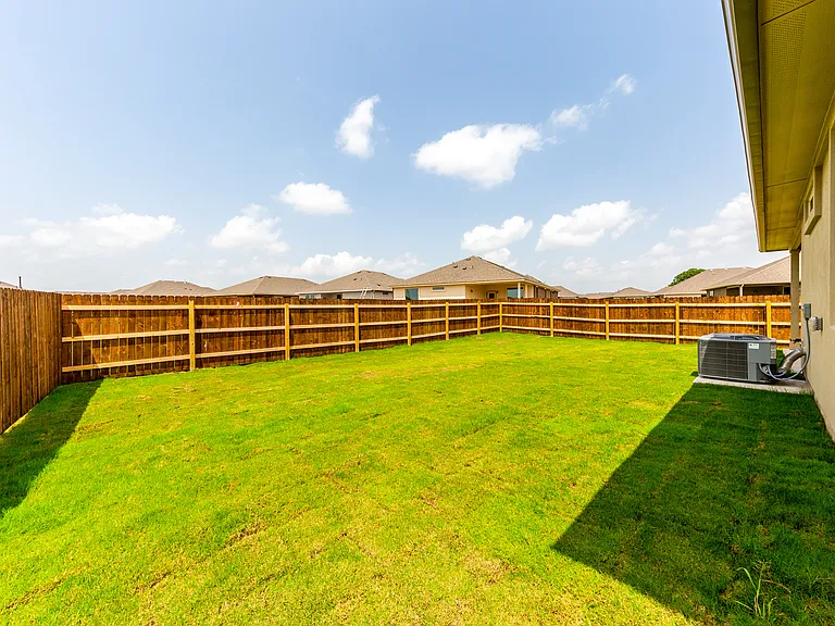 16809 Aventura Ave — Photo 39