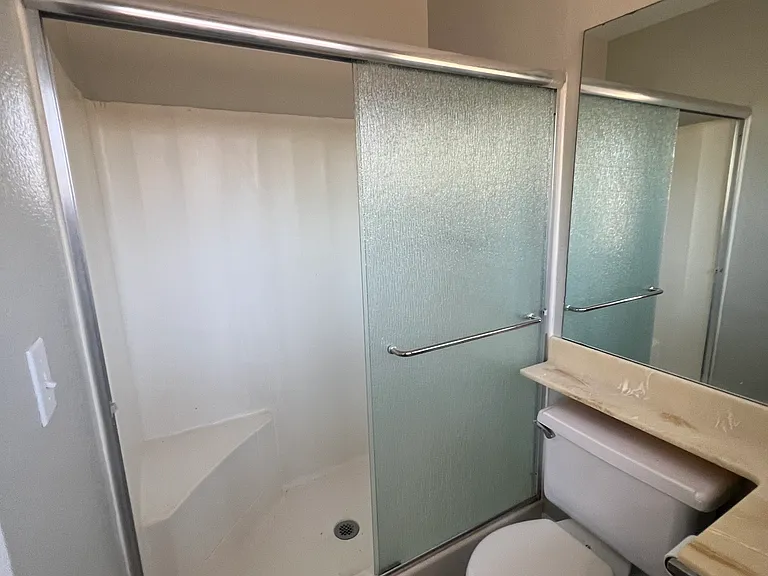 9210 Langdon Ave — Photo 32
