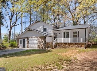 559 Autumn Dr, Riverdale, GA