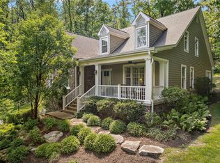 110 Lakeside Dr, Pittsburgh, PA 15238