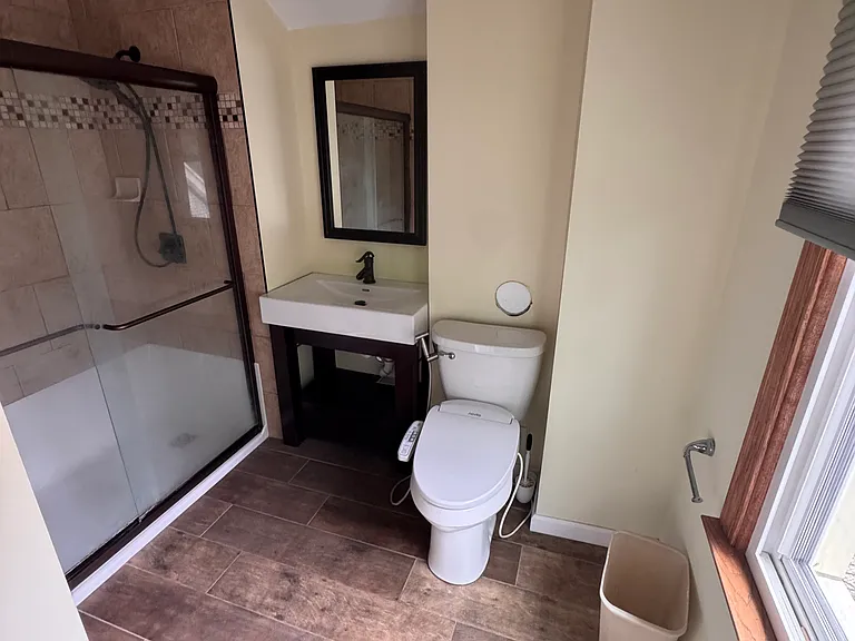 4229 Polk St — Photo 10