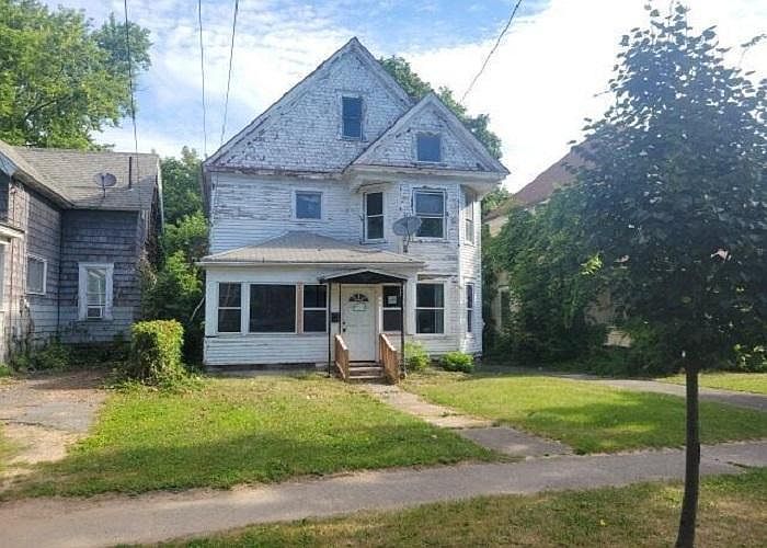 1st image of 146 W Ostrander Ave