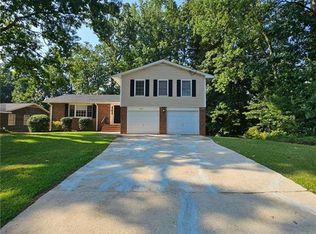 4670 Eberline Ct, Stone Mountain, GA 30083