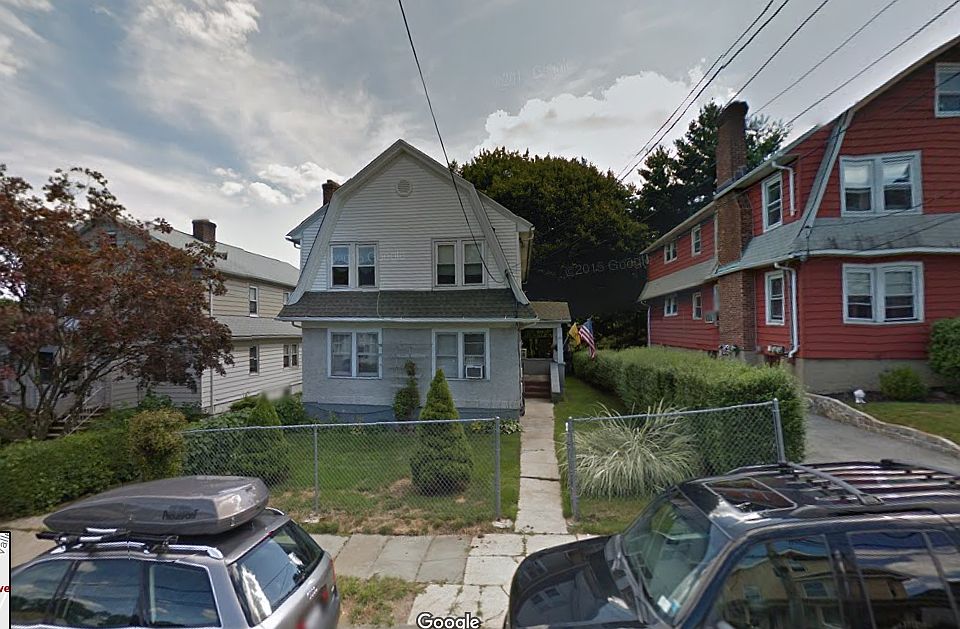 1st image of 122 Greenvale Ave