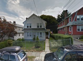 122 Greenvale Ave, Yonkers, NY 10703