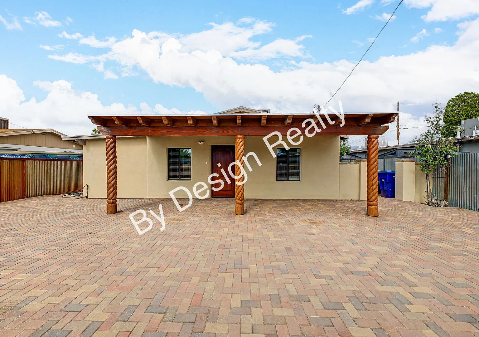 Custom Remodeled 3BR/2BA Midtown Home with Gated Access — Photo 3