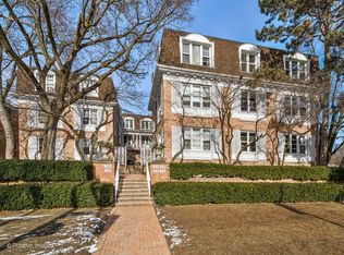 2133 Central St APT 1, Evanston, IL 60201
