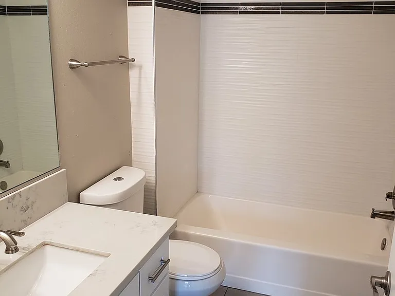 1395 Nord Ave — Photo 7