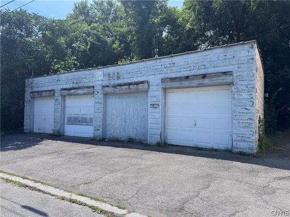 109 Palmer Ave, Rome, NY 13440