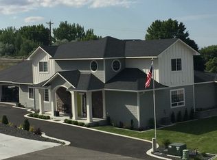 2370 Cottontail Ln, Richland, WA