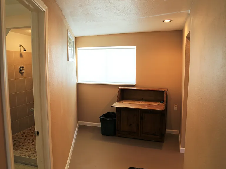 4030A SW Western Blvd — Photo 11