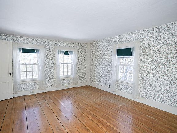 30th image of this home