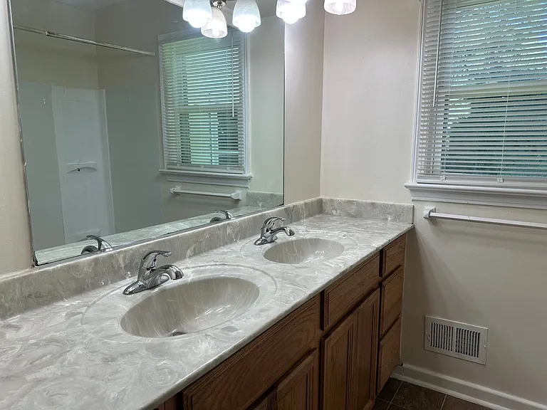 1408 Dermott Ave — Photo 20