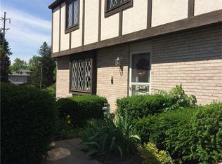 47 Oxford Ct, Pittsburgh, PA